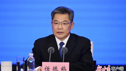 熊猫体育-甘肃省长为来自甘肃的“00后”新科斯诺克世锦赛冠军吴宜泽点赞